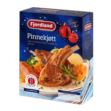 Pinnekjøtt med vossakorv, kålrotstappe og poteter