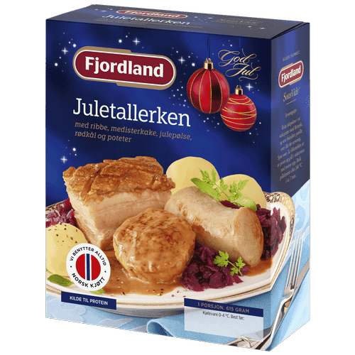 Juletallerken med ribbe, medisterkake, julepølse, rødkål og poteter