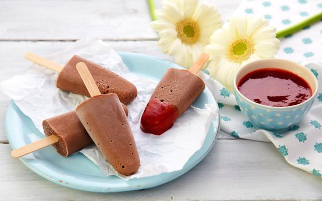 Sjokoladeis laget av KOS Sjokoladepudding